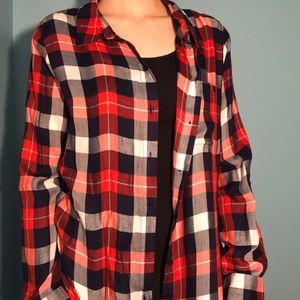 Tommy Hilfiger flannel/button up shirt